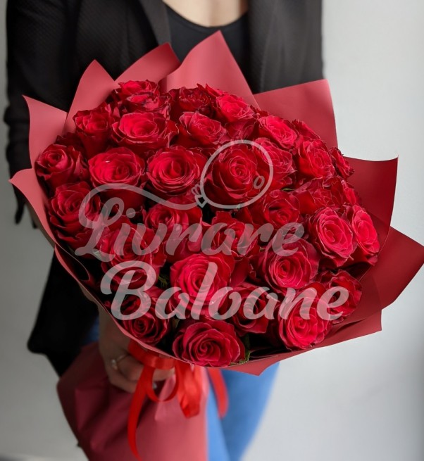 Buchet cu 35 Trandafiri Rosii 50 cm