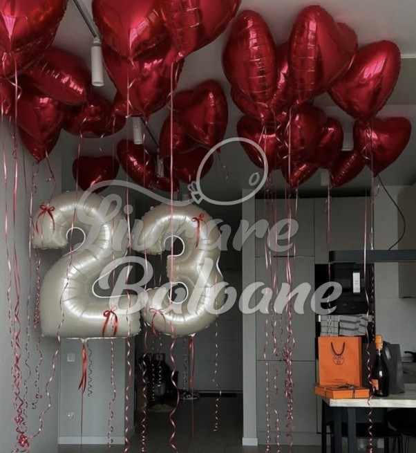 Набор шаров_23 Romantic Red_Красные сердца и серебряные цифры с гелием (LB-12083)